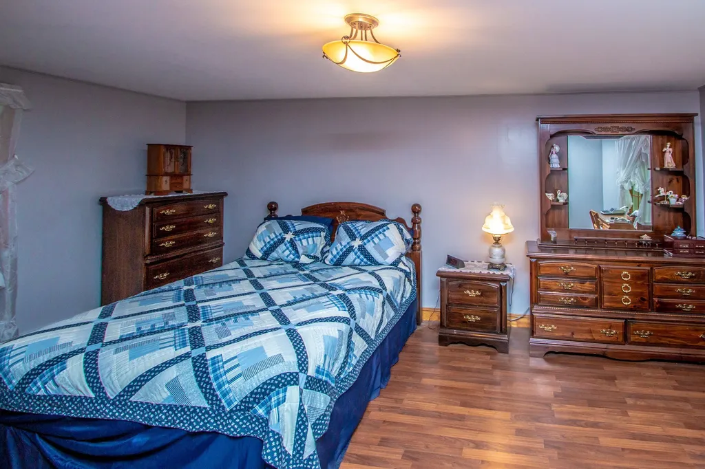 163 Central Street Farmington NH 03835
