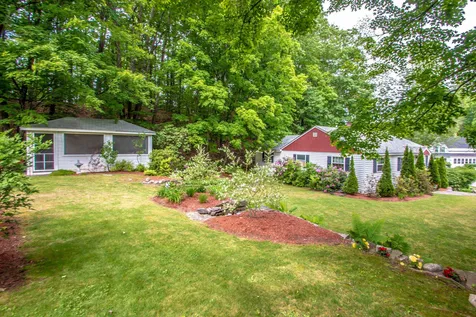 163 Central Street Farmington NH 03835