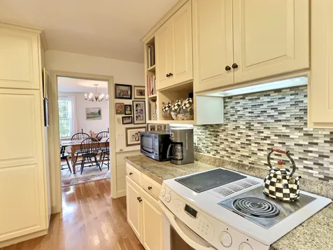 51 Carter Road New London NH 03257
