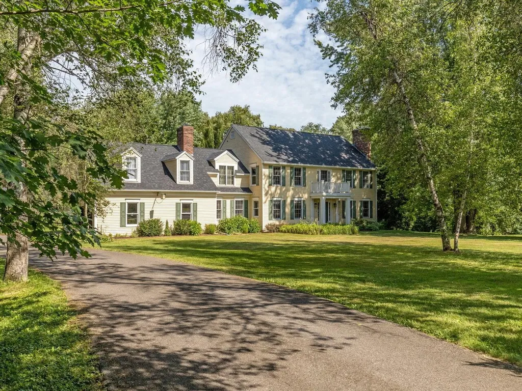 241 Spinnaker Lane Shelburne VT 05482