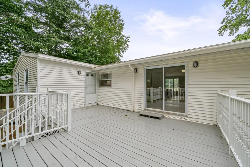 274 Towle Farm Road Hampton NH 03842