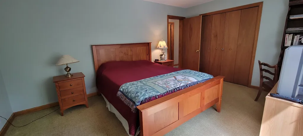 34 Muskrat Lane Londonderry VT 05148