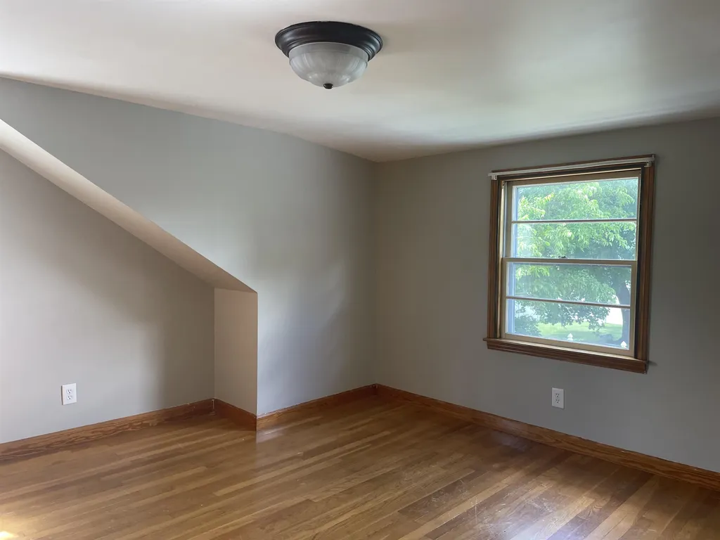 756 Howe Street Manchester NH 03103