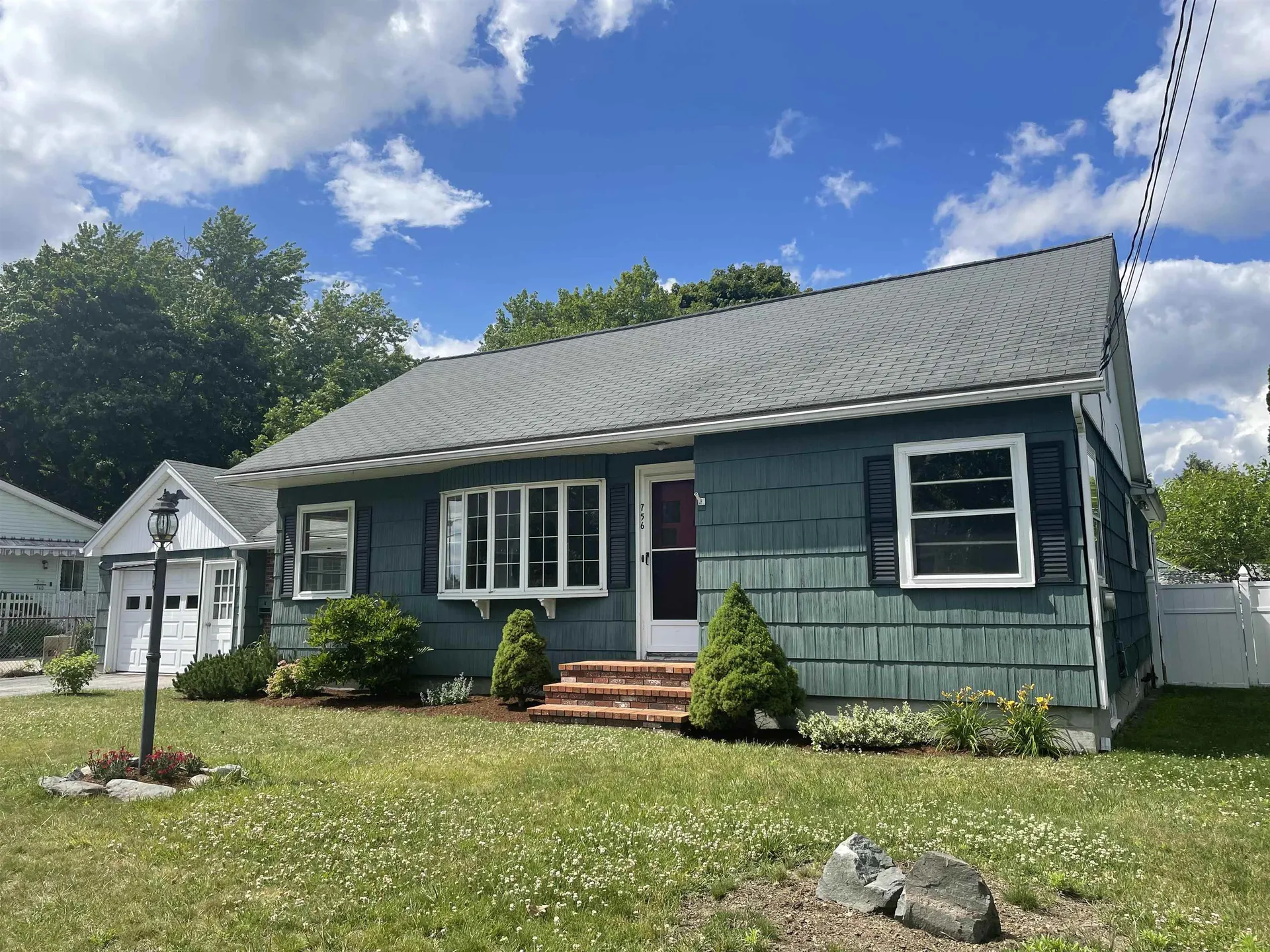 756 Howe Street Manchester NH 03103