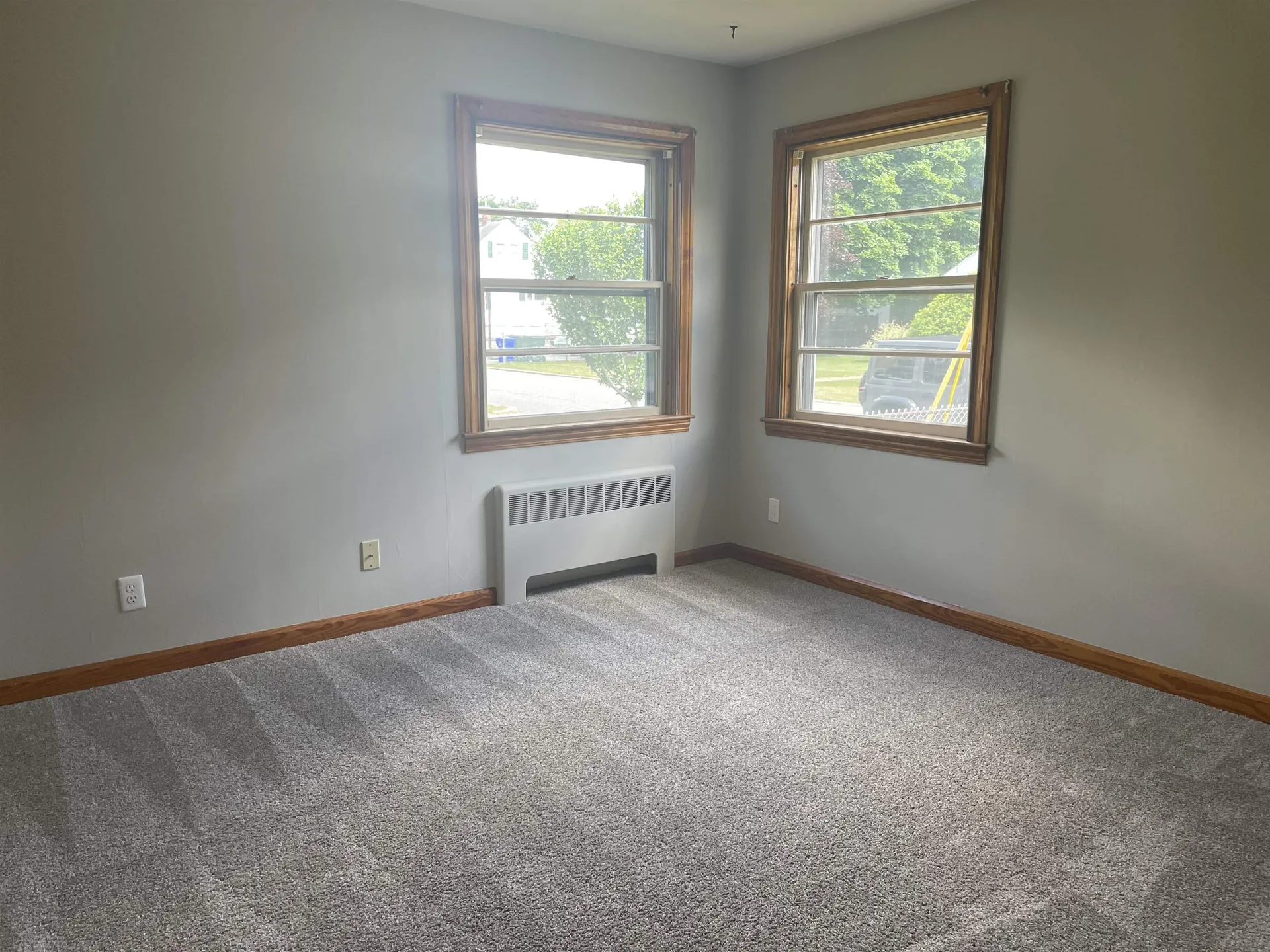 756 Howe Street Manchester NH 03103