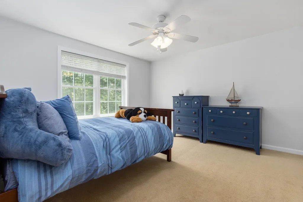36 Long Meadow Farm Drive Epping NH 03042