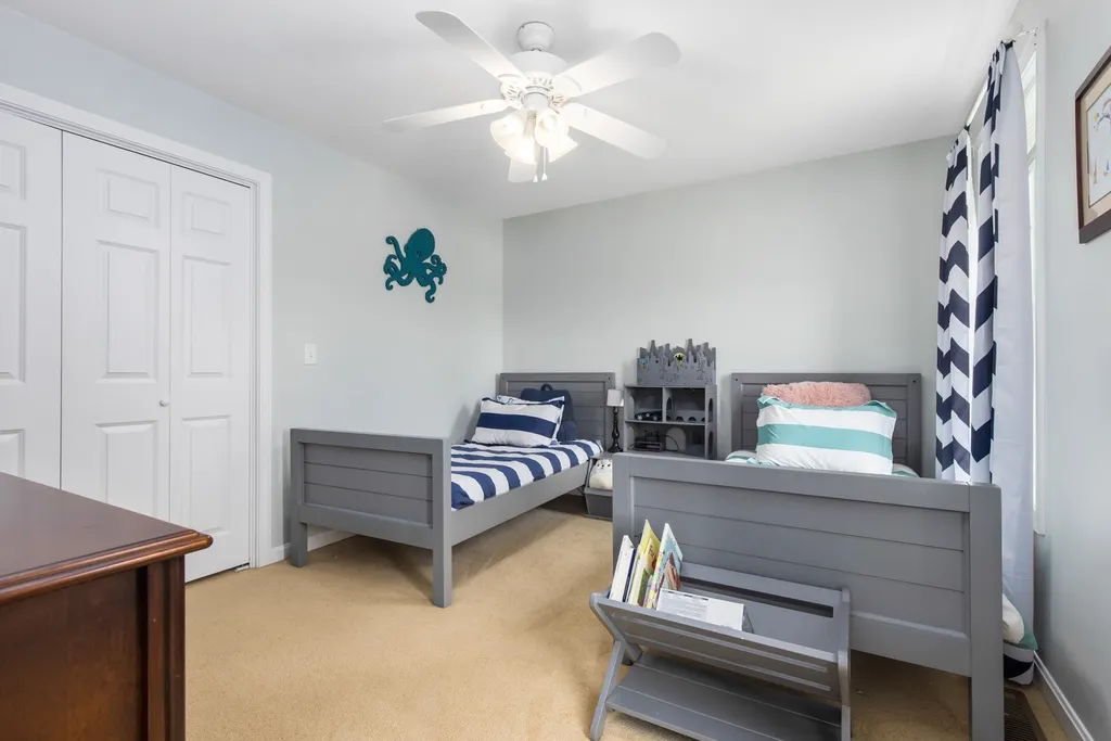 36 Long Meadow Farm Drive Epping NH 03042