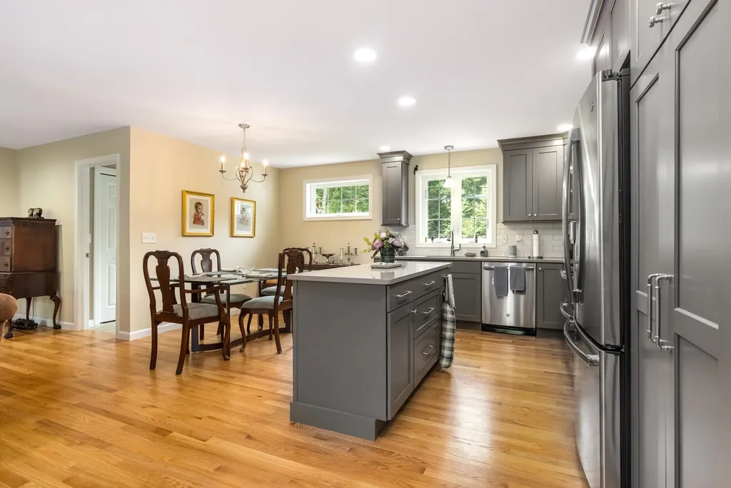 36 Long Meadow Farm Drive Epping NH 03042