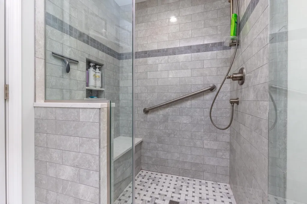 36 Long Meadow Farm Drive Epping NH 03042