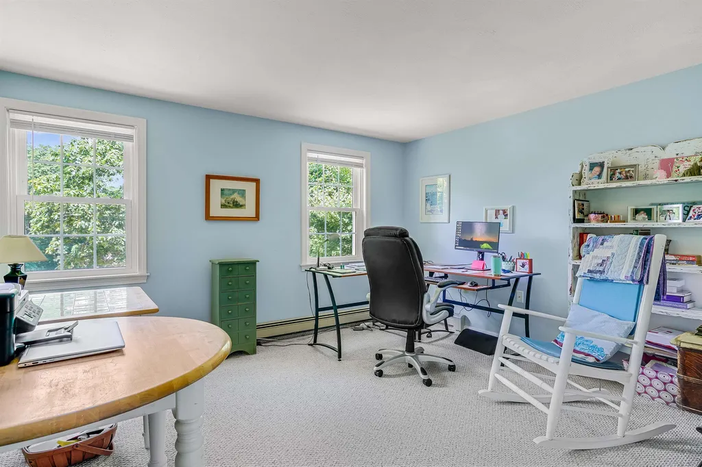 14 Hemlock Street Londonderry NH 03053