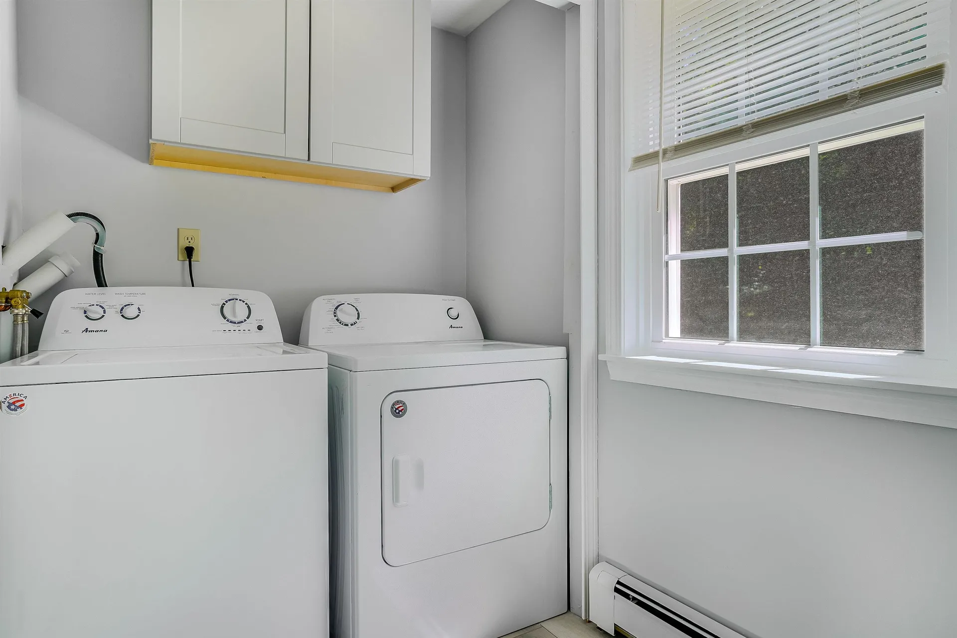 14 Hemlock Street Londonderry NH 03053