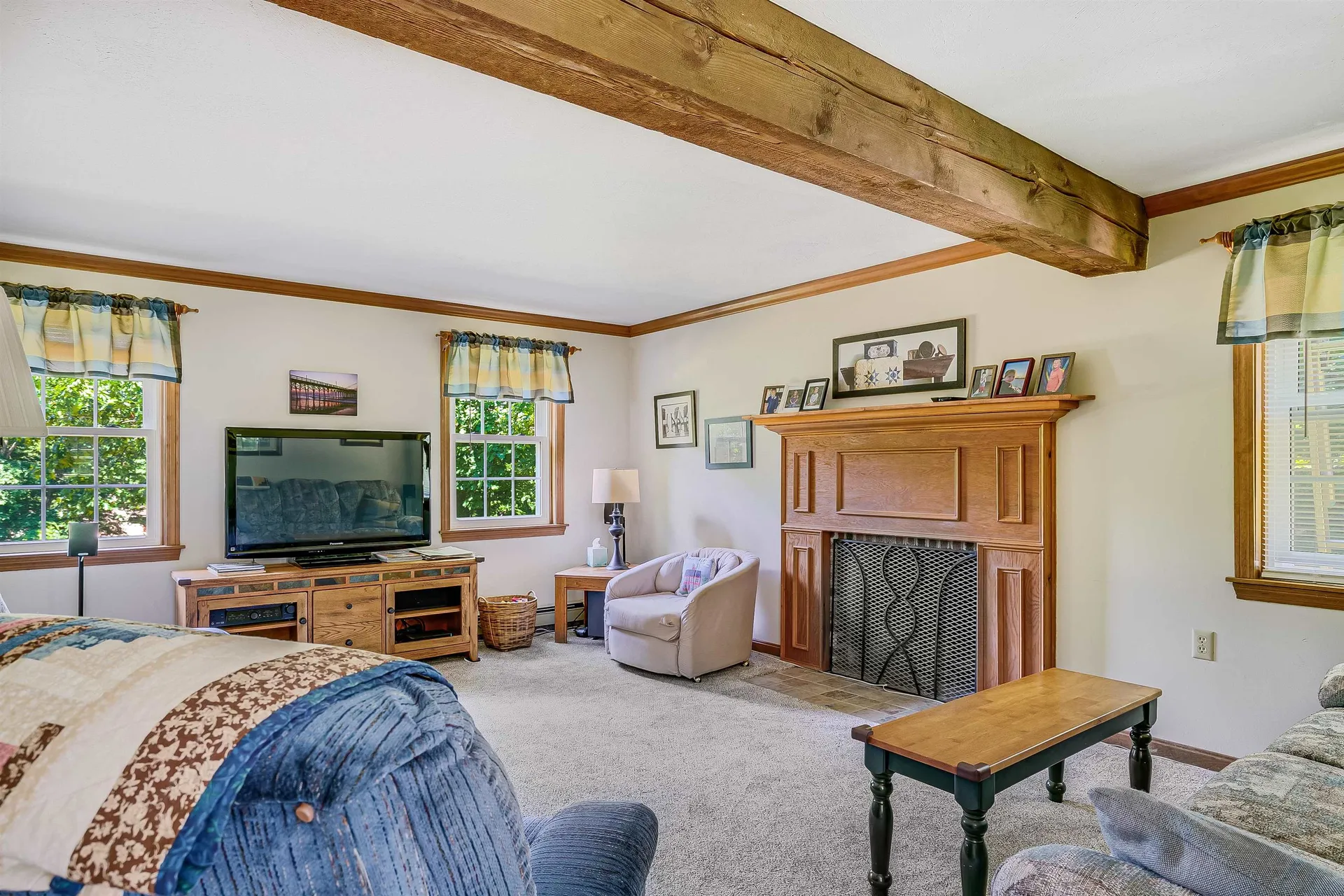14 Hemlock Street Londonderry NH 03053