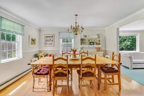 14 Hemlock Street Londonderry NH 03053