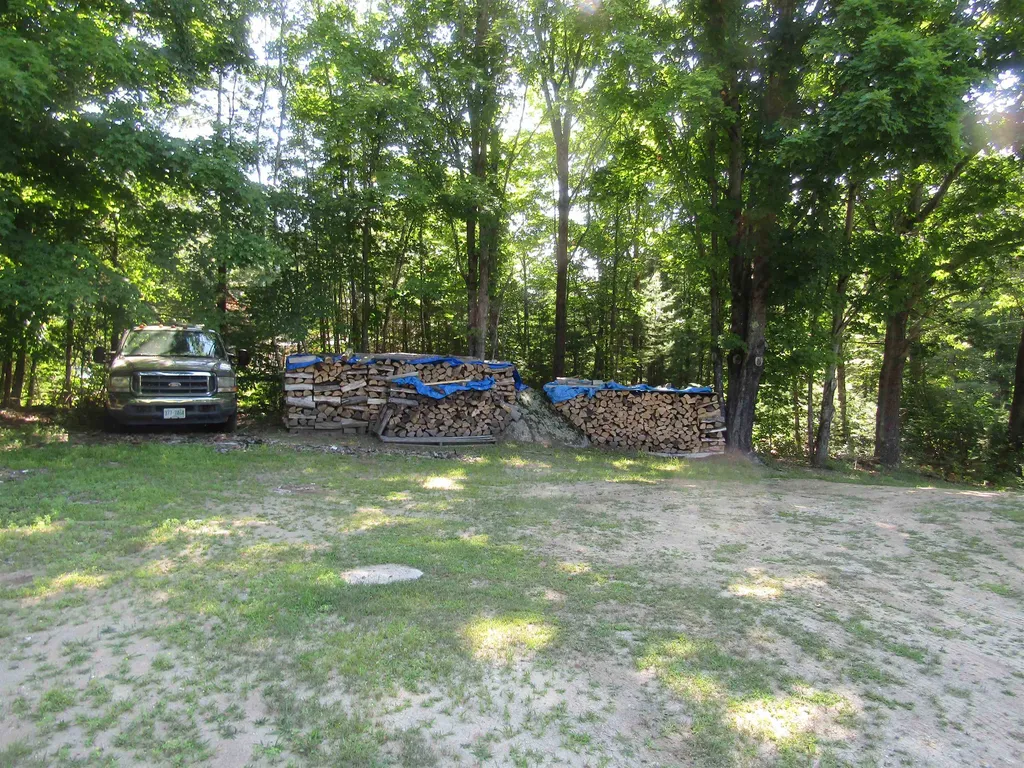 106 Pine Meadows Circle Bennington NH 03442