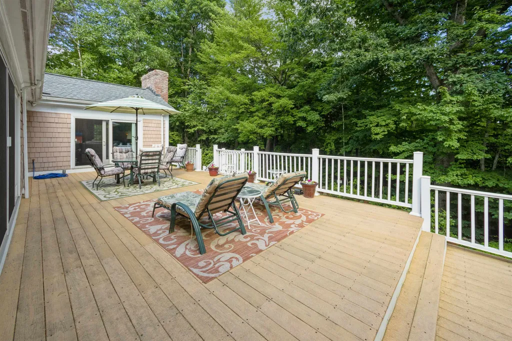 5 French Drive Bedford NH 03110