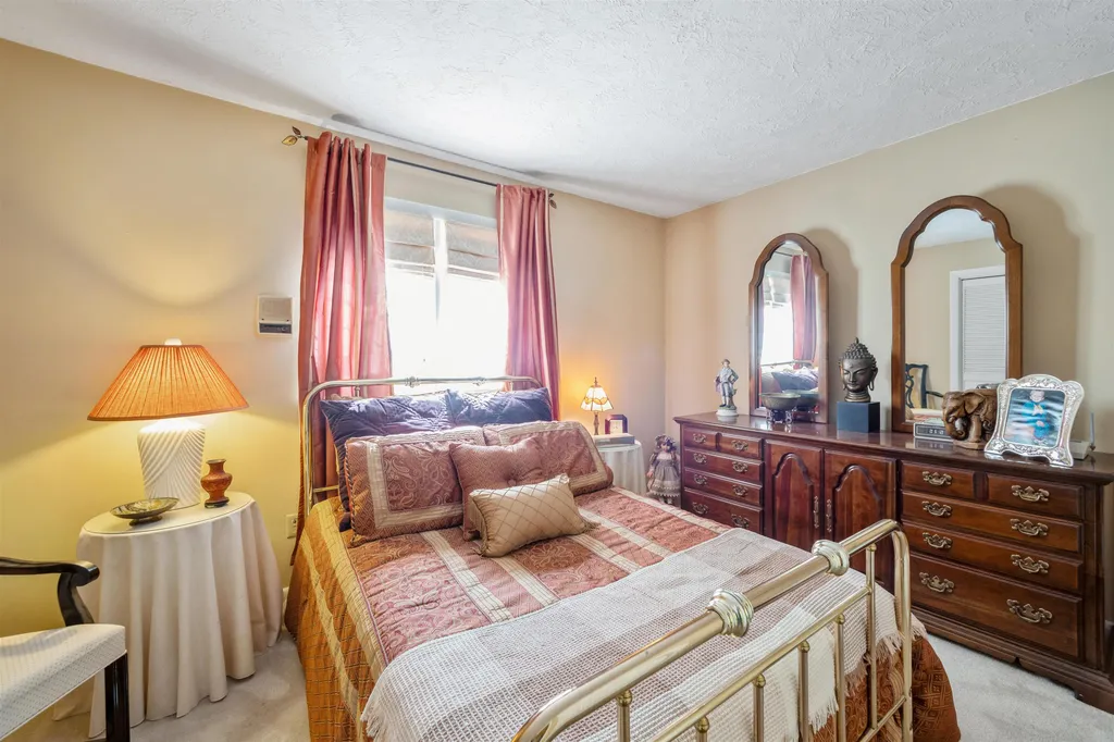 5 French Drive Bedford NH 03110