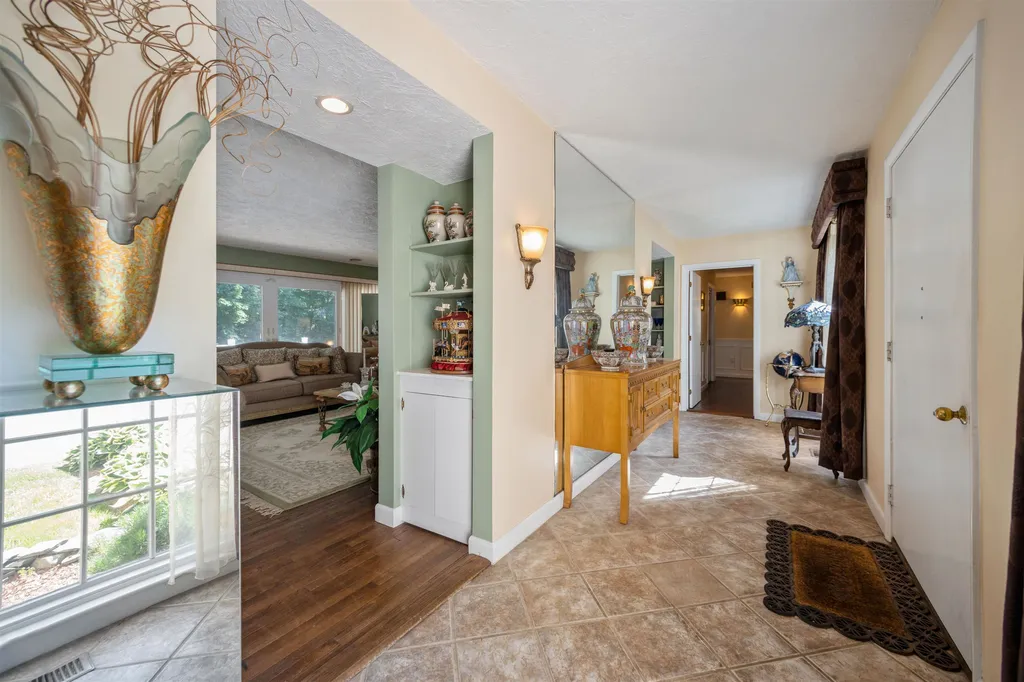 5 French Drive Bedford NH 03110