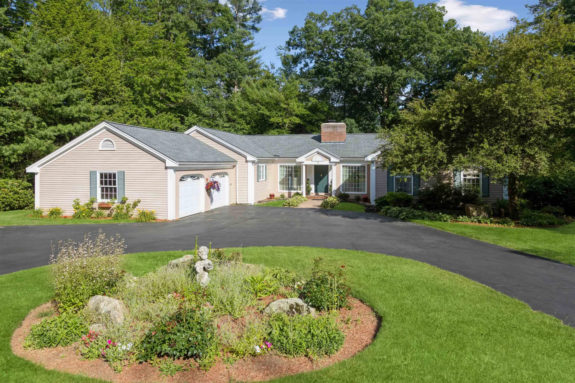 5 French Drive Bedford NH 03110