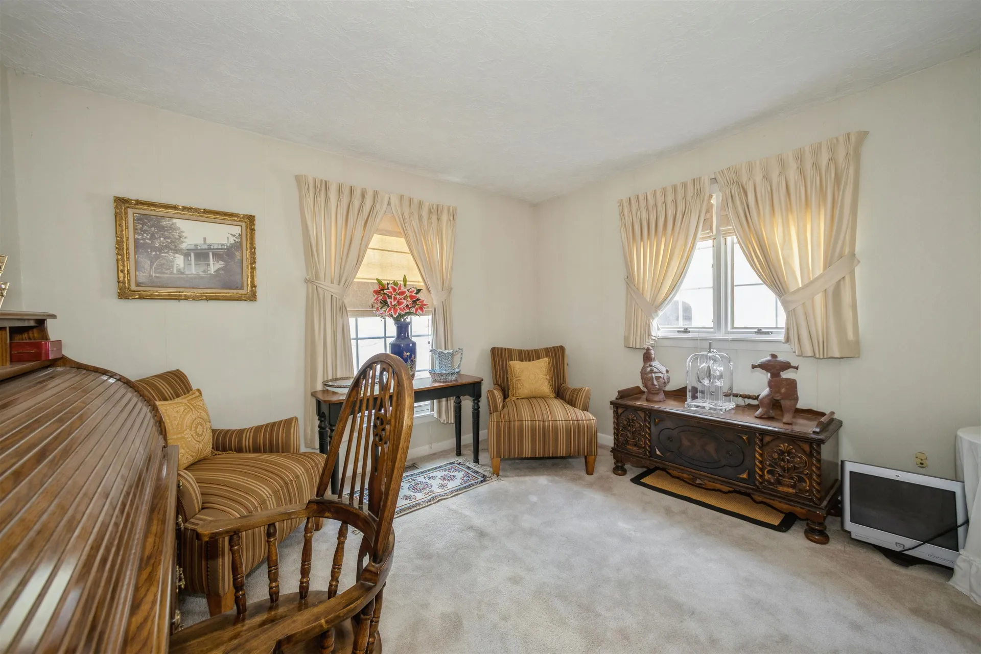5 French Drive Bedford NH 03110