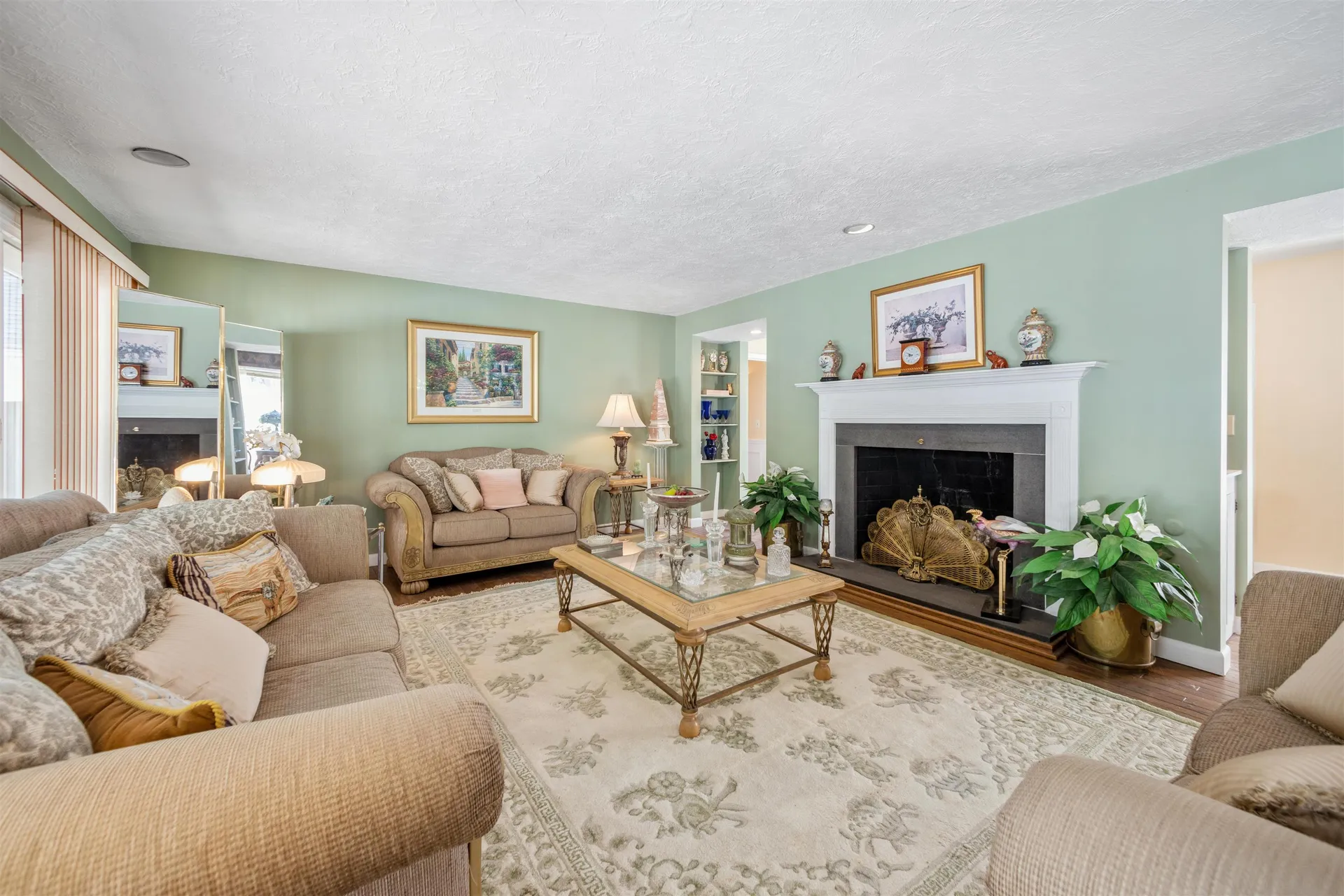 5 French Drive Bedford NH 03110