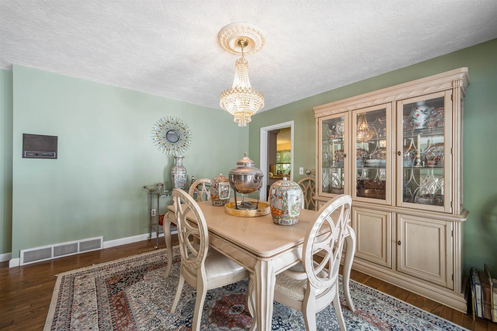 5 French Drive Bedford NH 03110