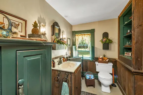 15 Tibbetts Road Wolfeboro NH 03894
