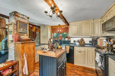 15 Tibbetts Road Wolfeboro NH 03894