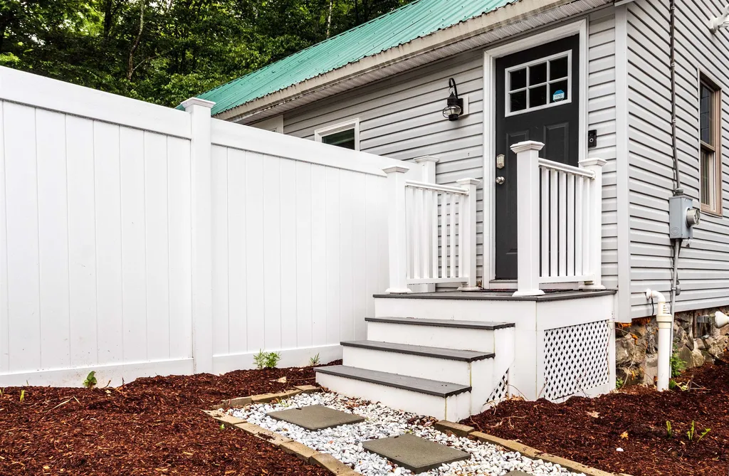 71 Corbett Road Barrington NH 03825