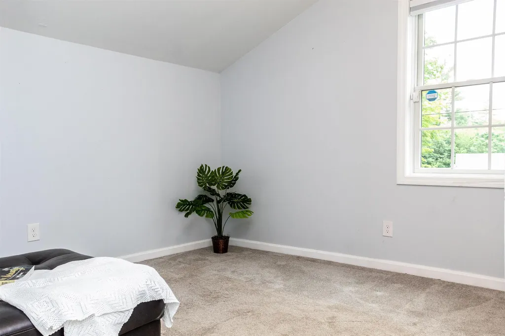 71 Corbett Road Barrington NH 03825