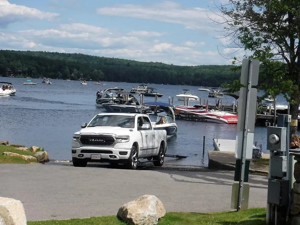 124 Hatch Corner Road Meredith NH 03253