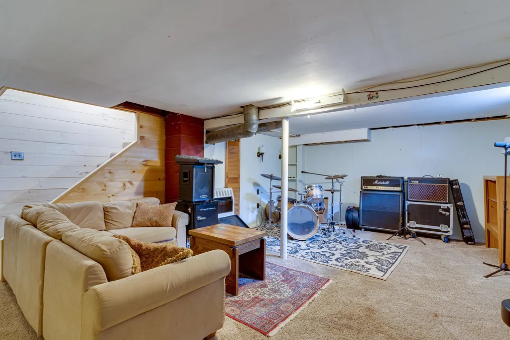 39 Harding Street Rochester NH 03867