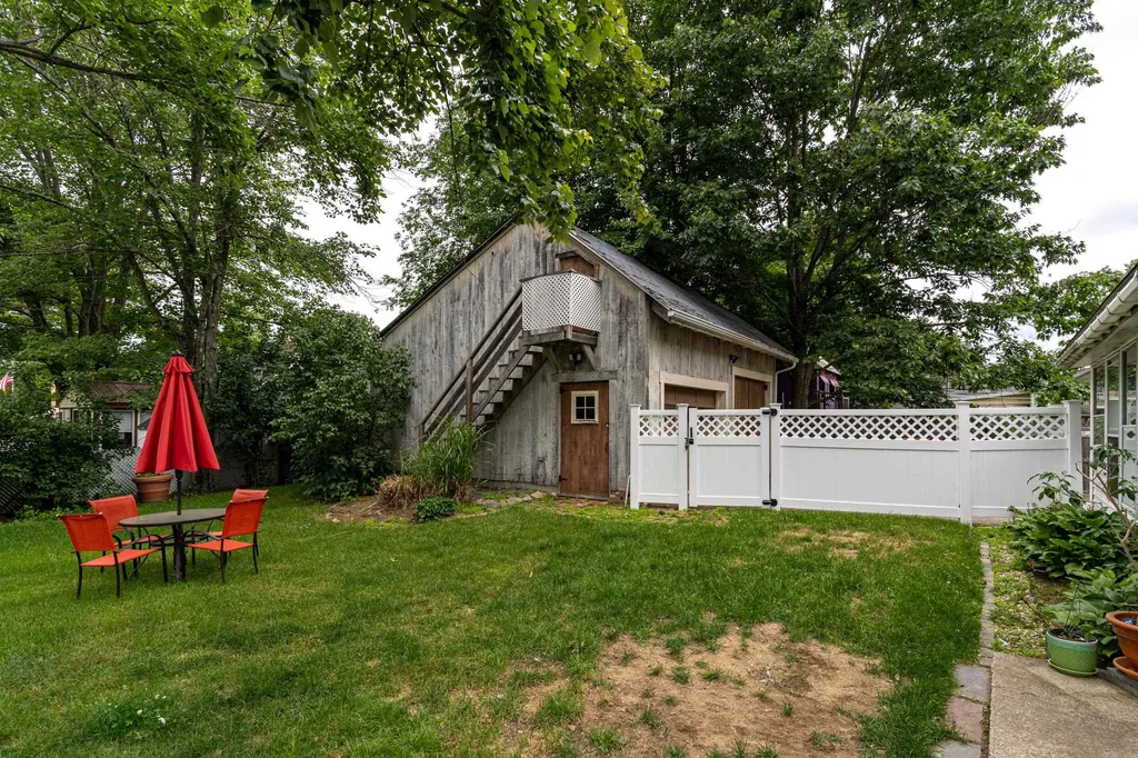 39 Harding Street Rochester NH 03867