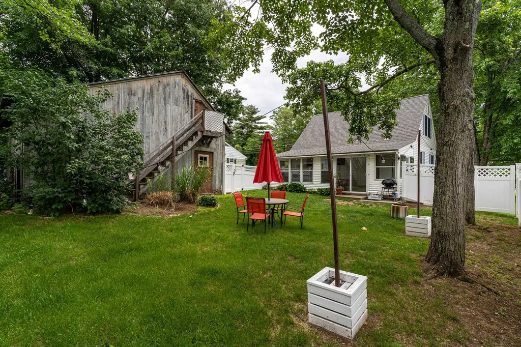 39 Harding Street Rochester NH 03867