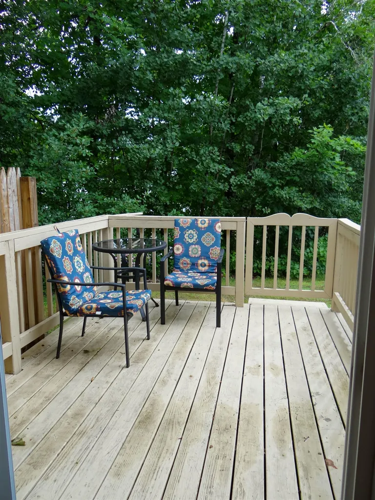 30 Marsten Lane Enfield NH 03748