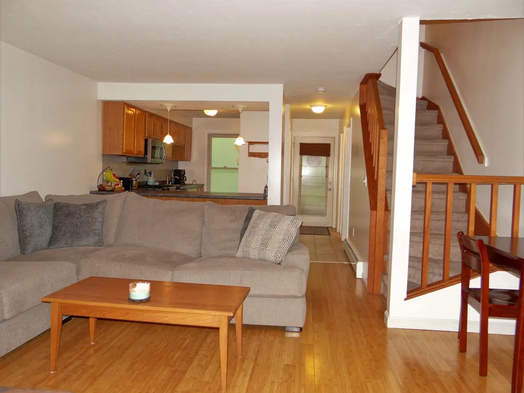 30 Marsten Lane Enfield NH 03748