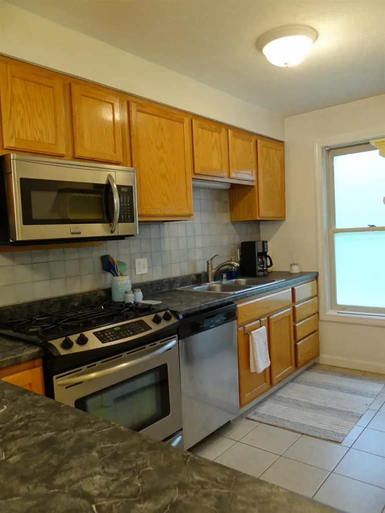 30 Marsten Lane Enfield NH 03748