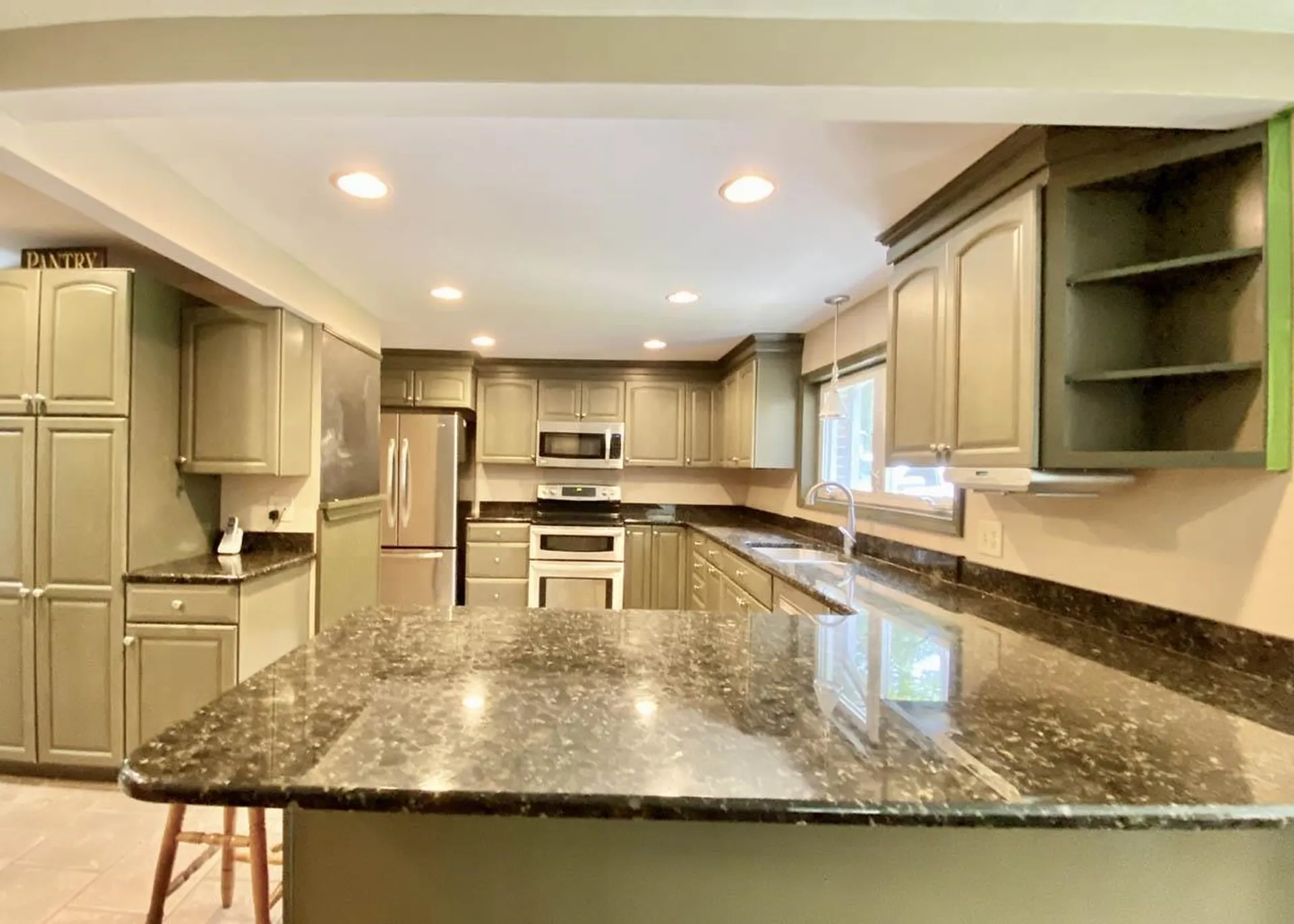 21 Trivett Lane Holderness NH 03245