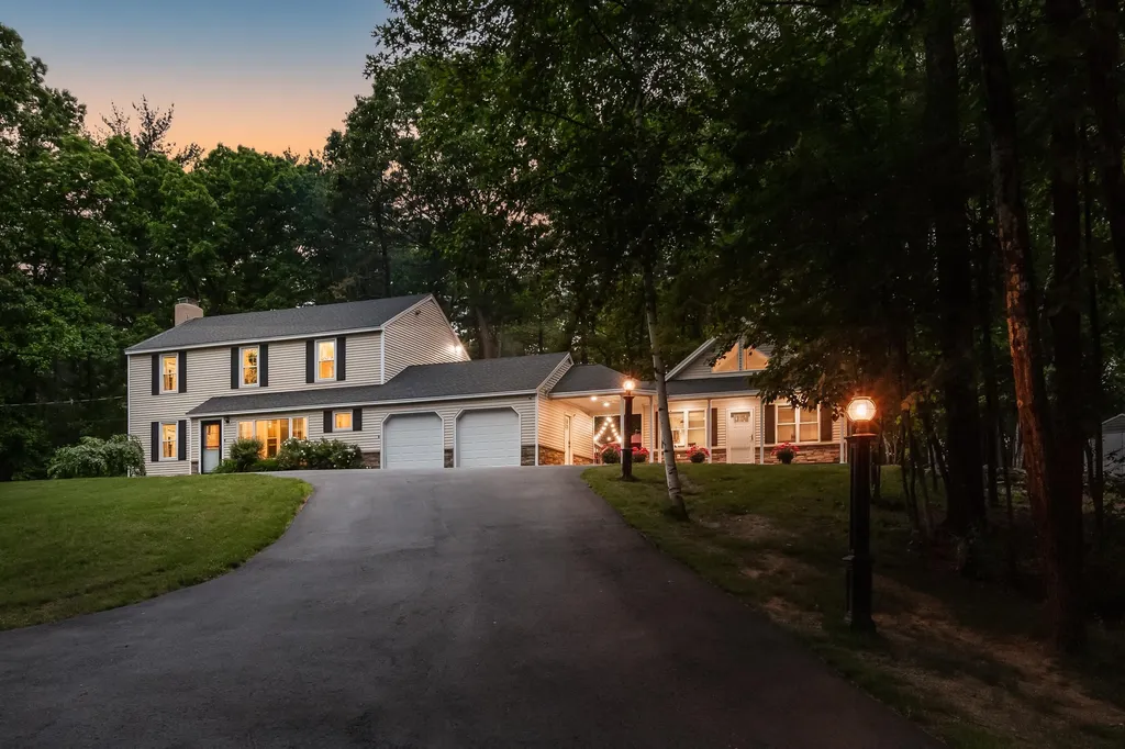 34 Old Nashua Road Londonderry NH 03053