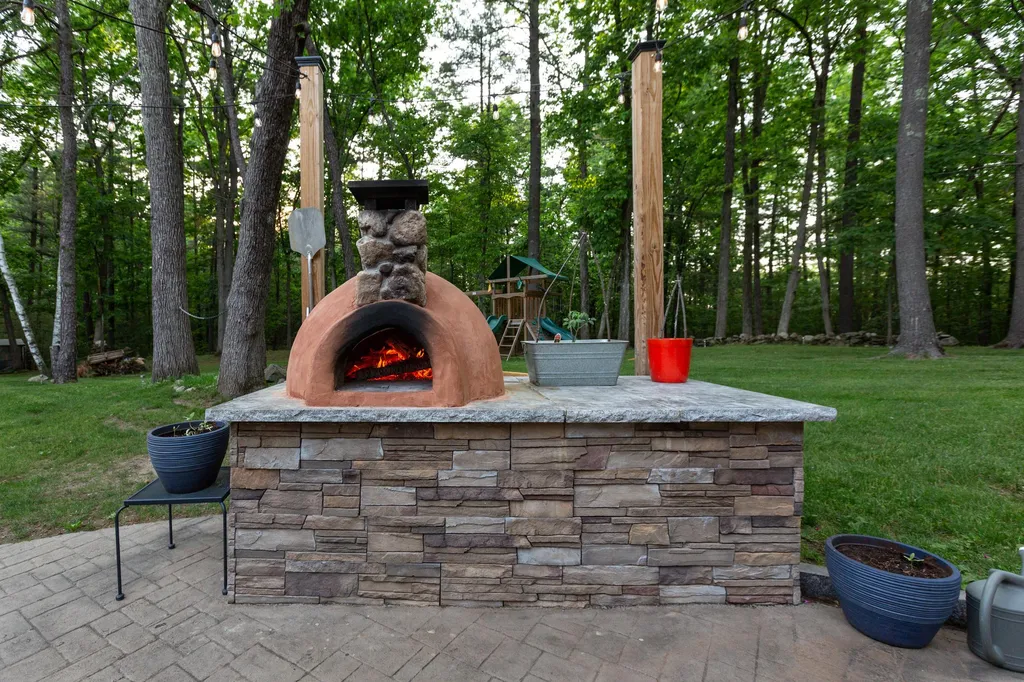 34 Old Nashua Road Londonderry NH 03053