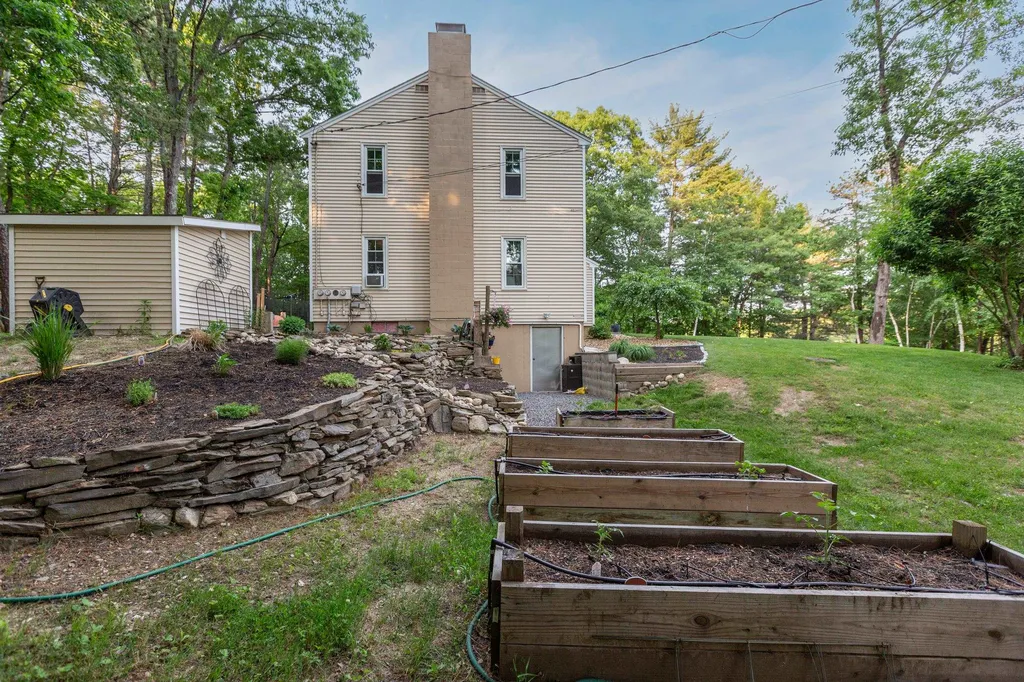 34 Old Nashua Road Londonderry NH 03053