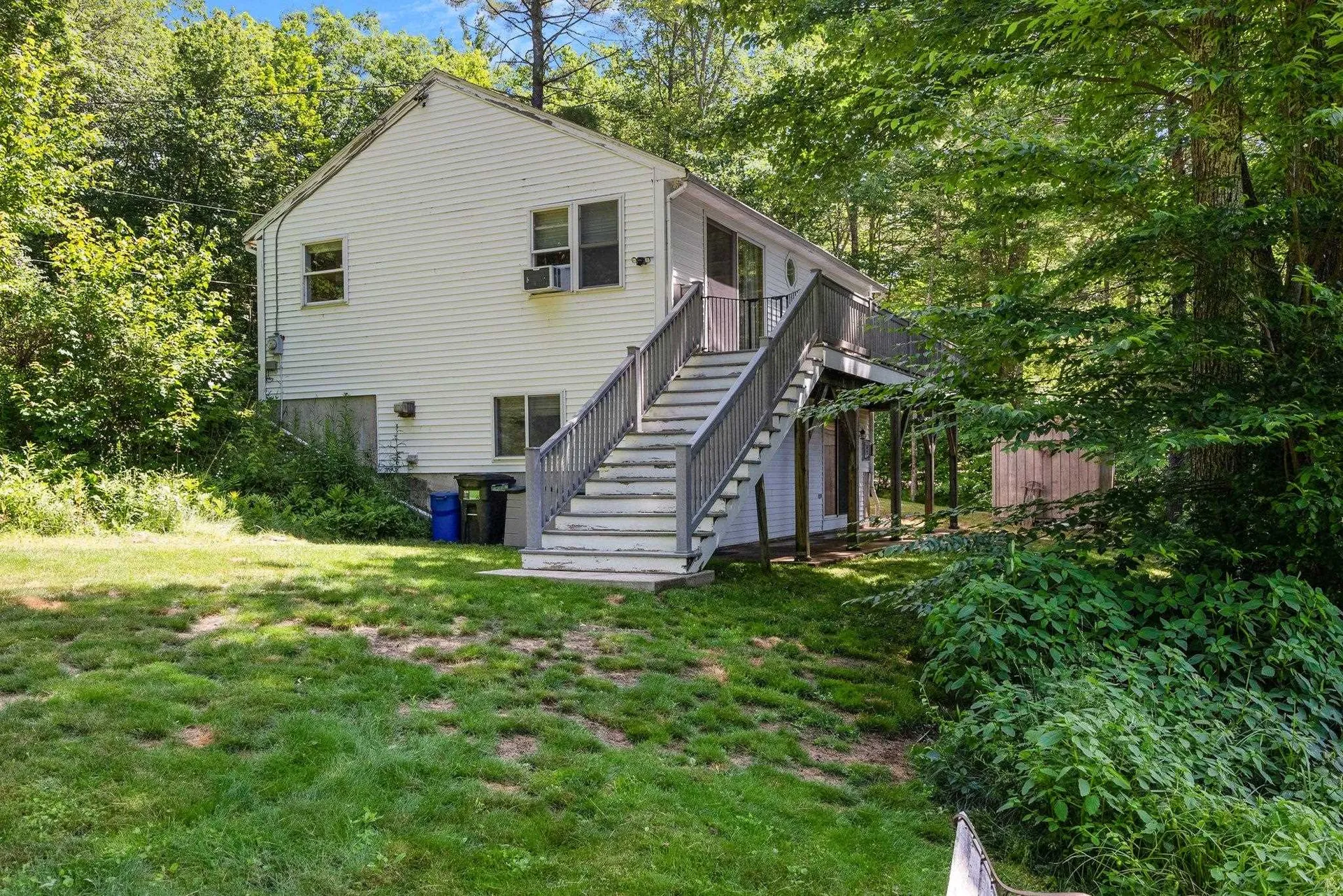 15 Robin Shore Drive Canterbury NH 03224