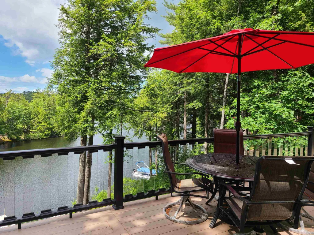 77 Heron Cove Road Wakefield NH 03872