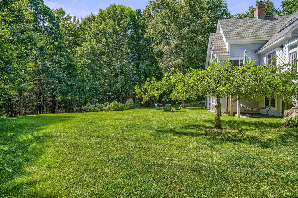 13 Checkerberry Lane Concord NH 03301