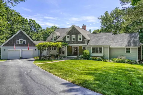 13 Checkerberry Lane Concord NH 03301
