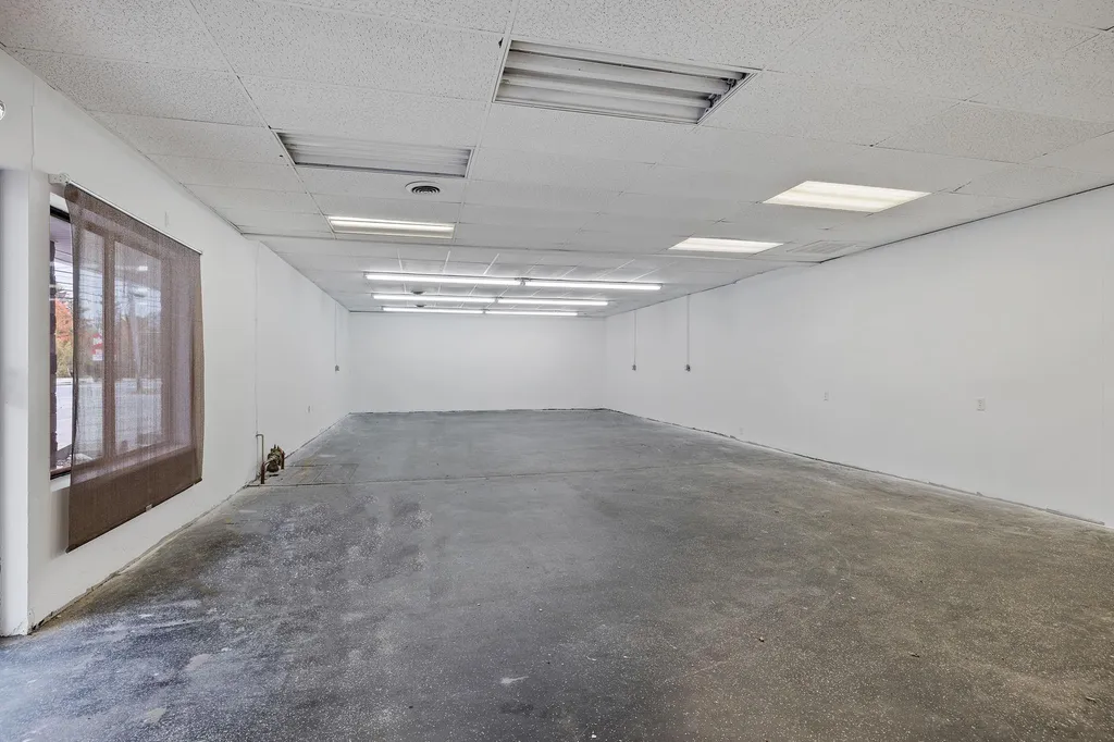 199 Wakefield Street Rochester NH 03867