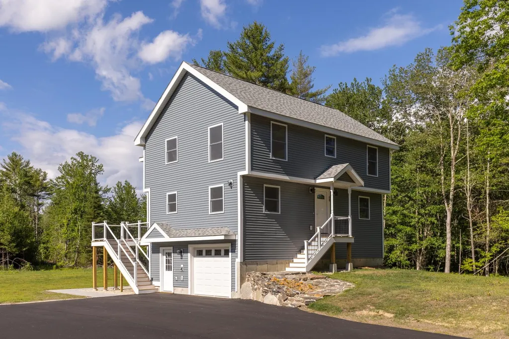 68 Thompson Mill Road Lee NH 03861