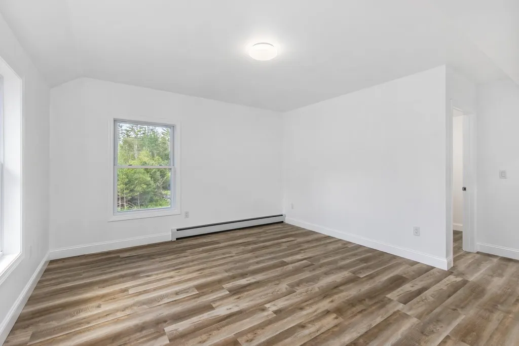 68 Thompson Mill Road Lee NH 03861