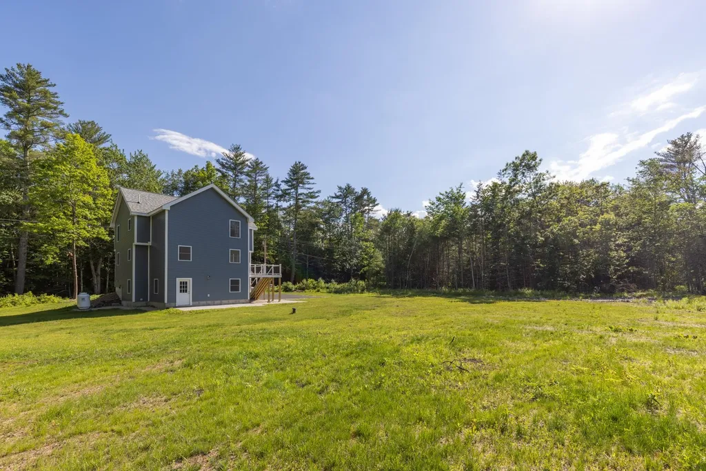 68 Thompson Mill Road Lee NH 03861