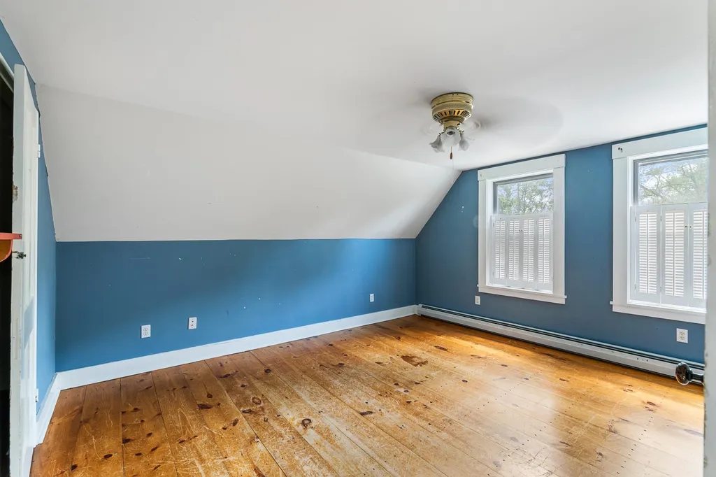 12 Old Warner Road Bradford NH 03221