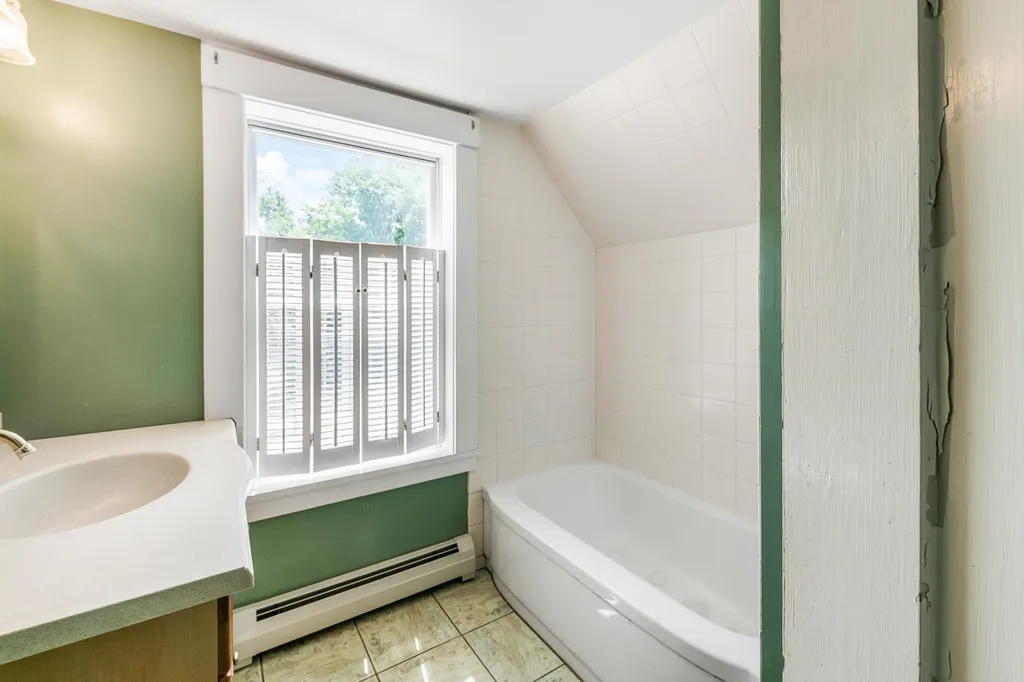 12 Old Warner Road Bradford NH 03221